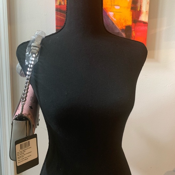 👛SOLD👛GORGEOUS MCM Soft Pink Visetos MILLIE Purse~NWT - Picture 4 of 15